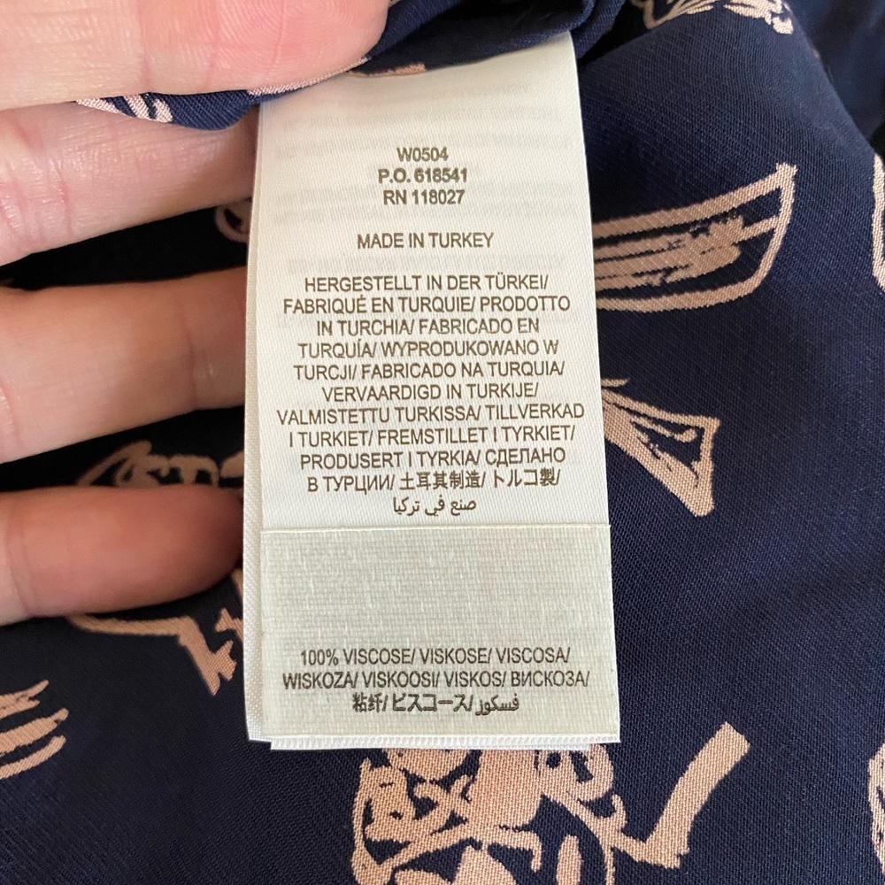 Printed Button-down Top - Picture 6 of 6